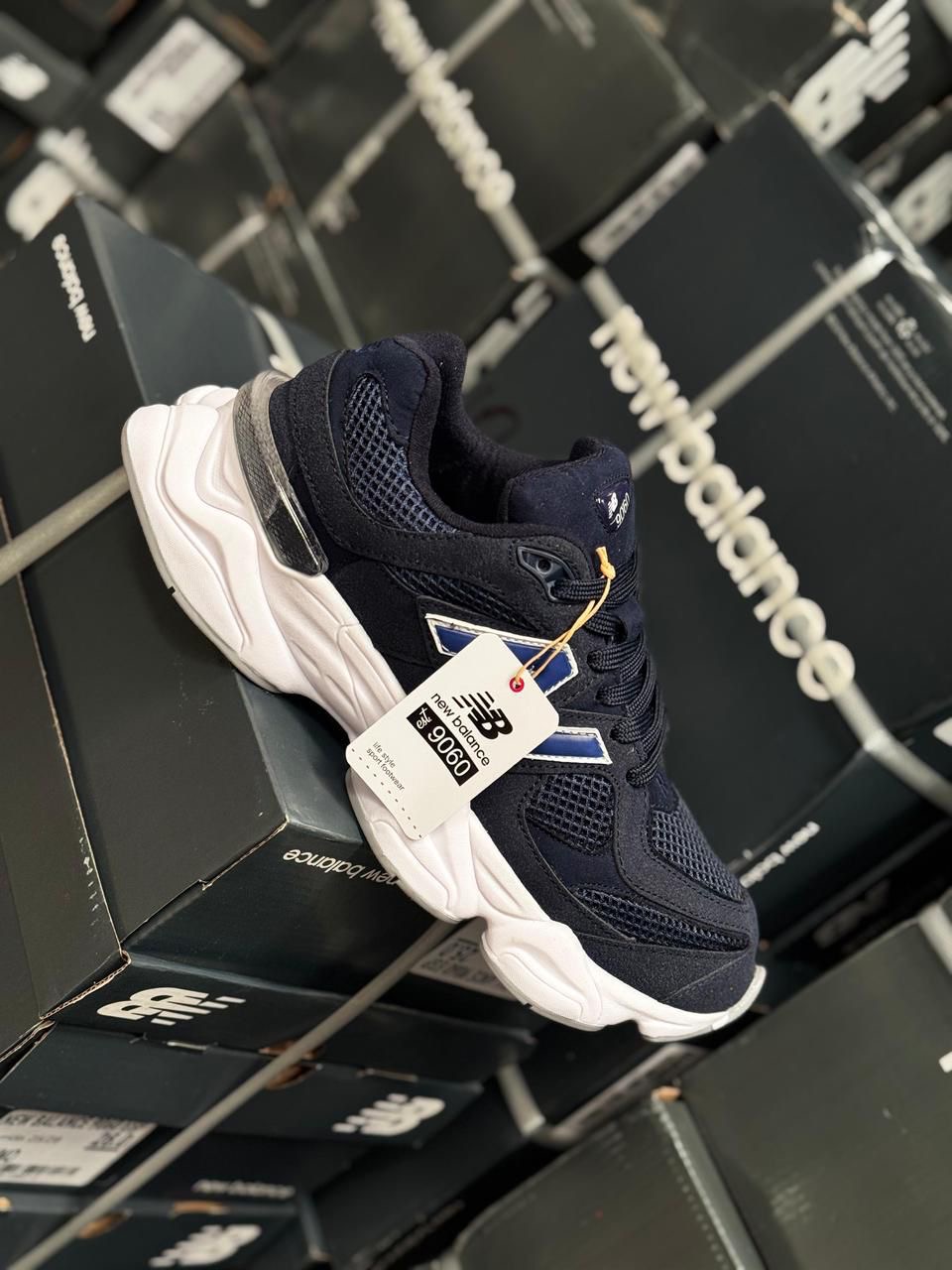 New Balance 9060