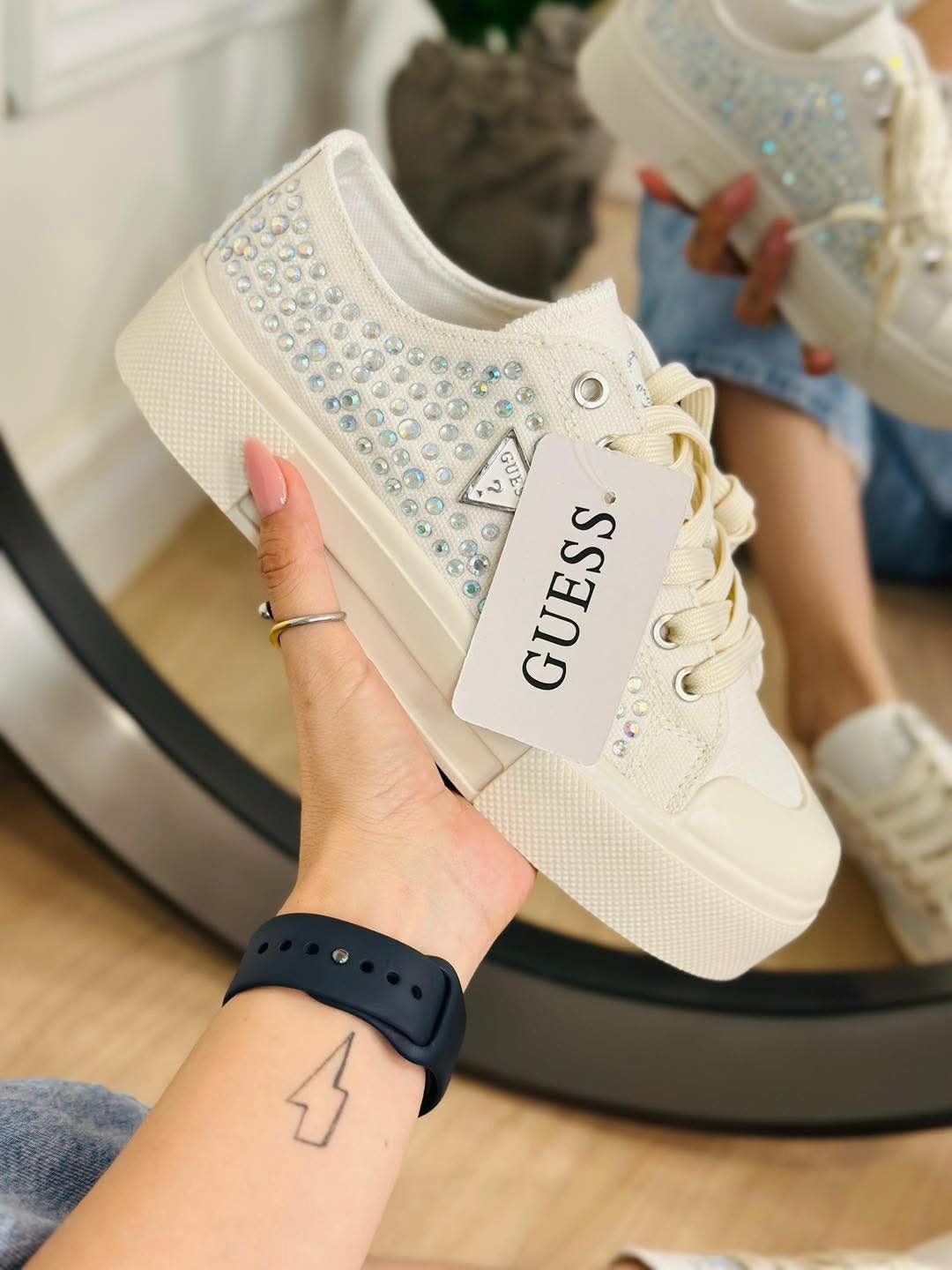 Guess diamante