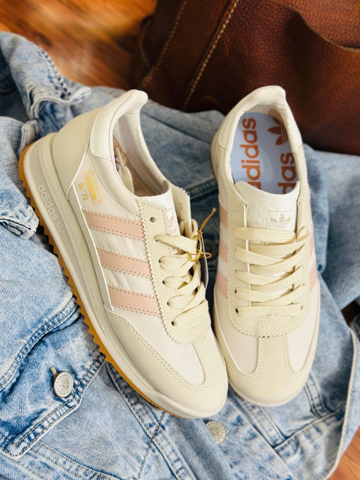 Adidas SL72