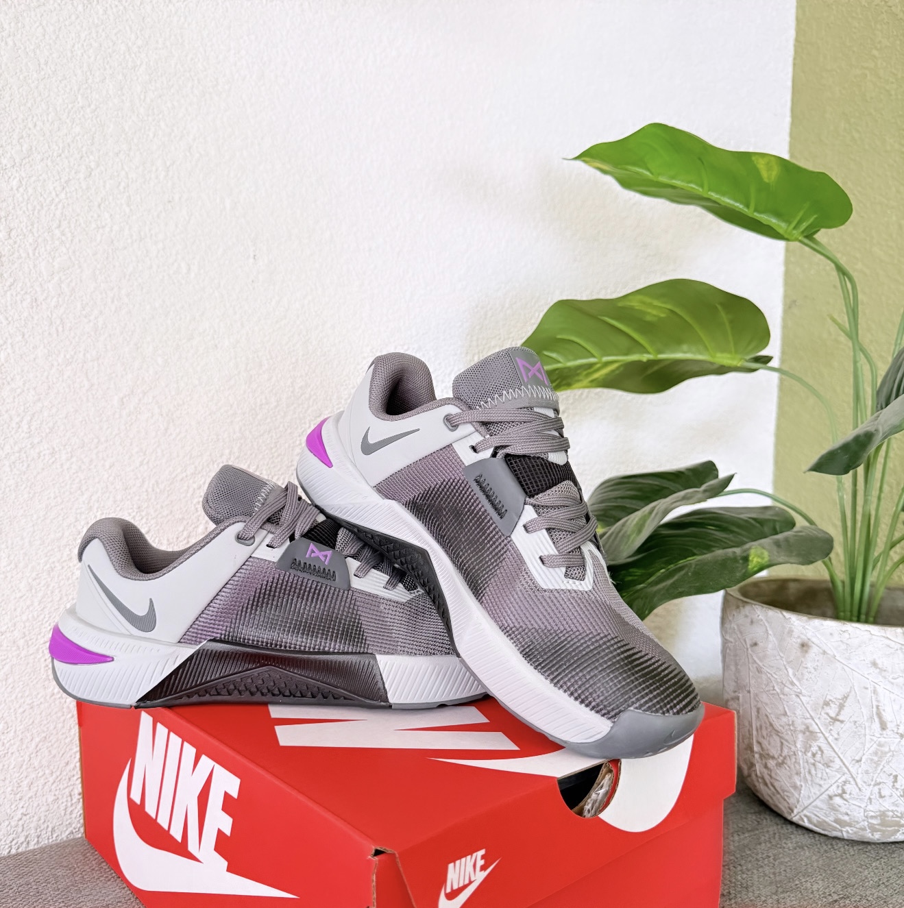 Nike 4