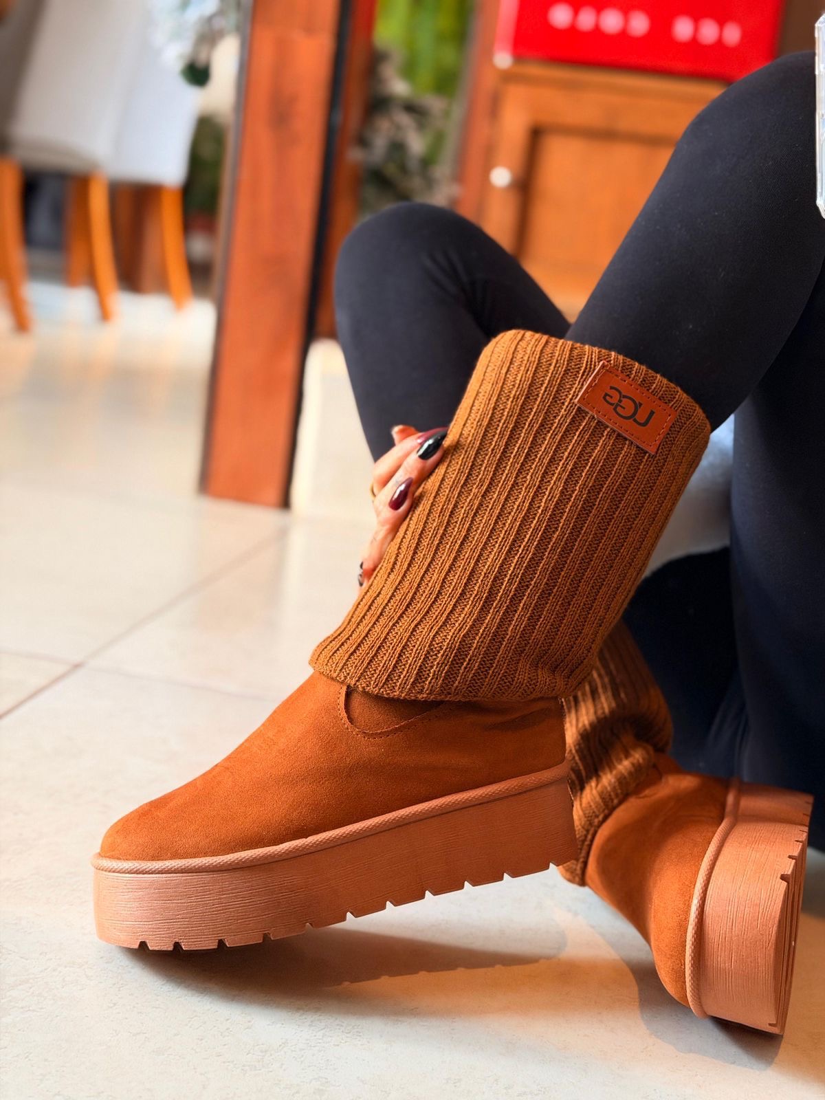 Bota alta UGG 2