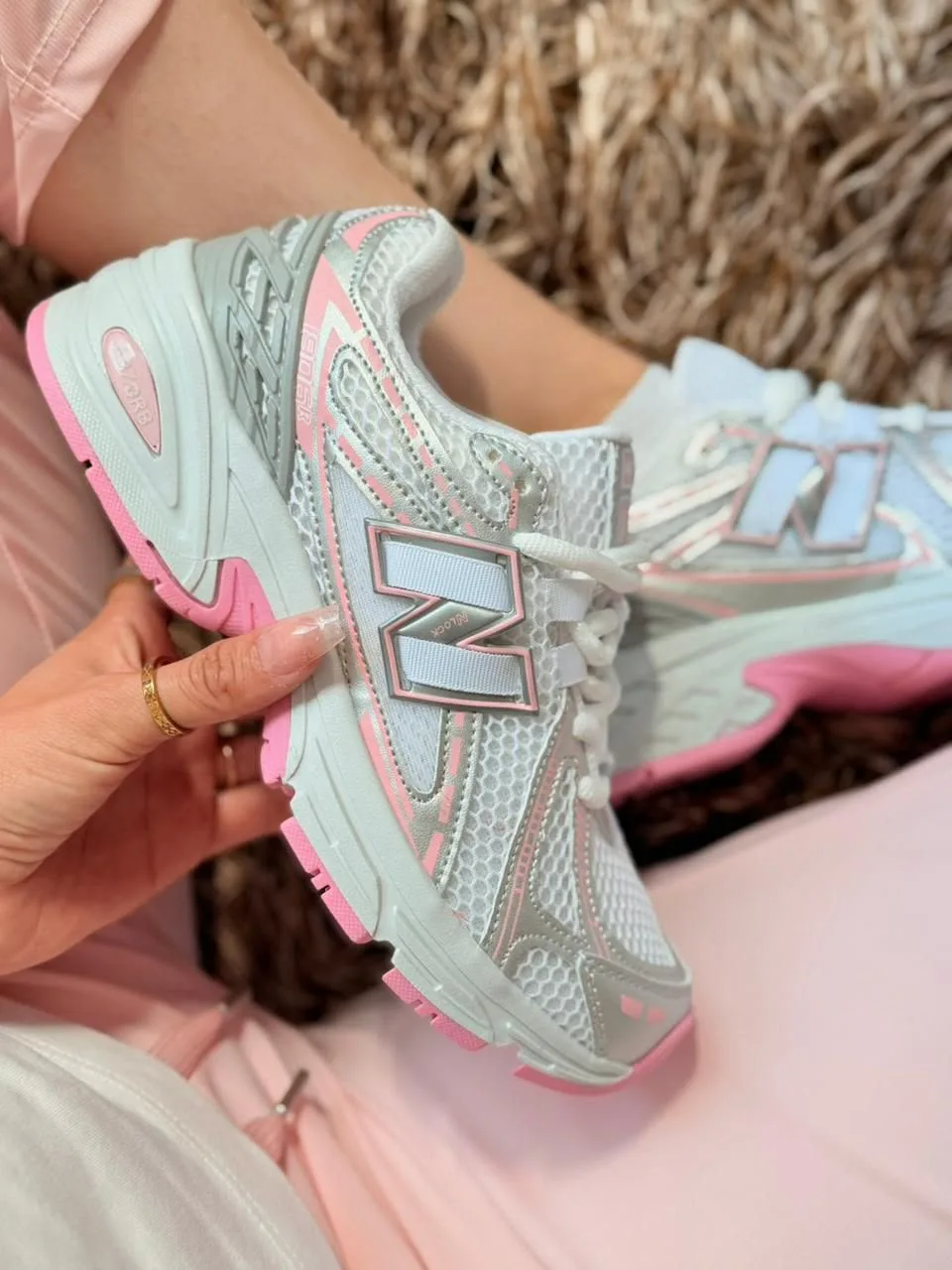 New balance 196