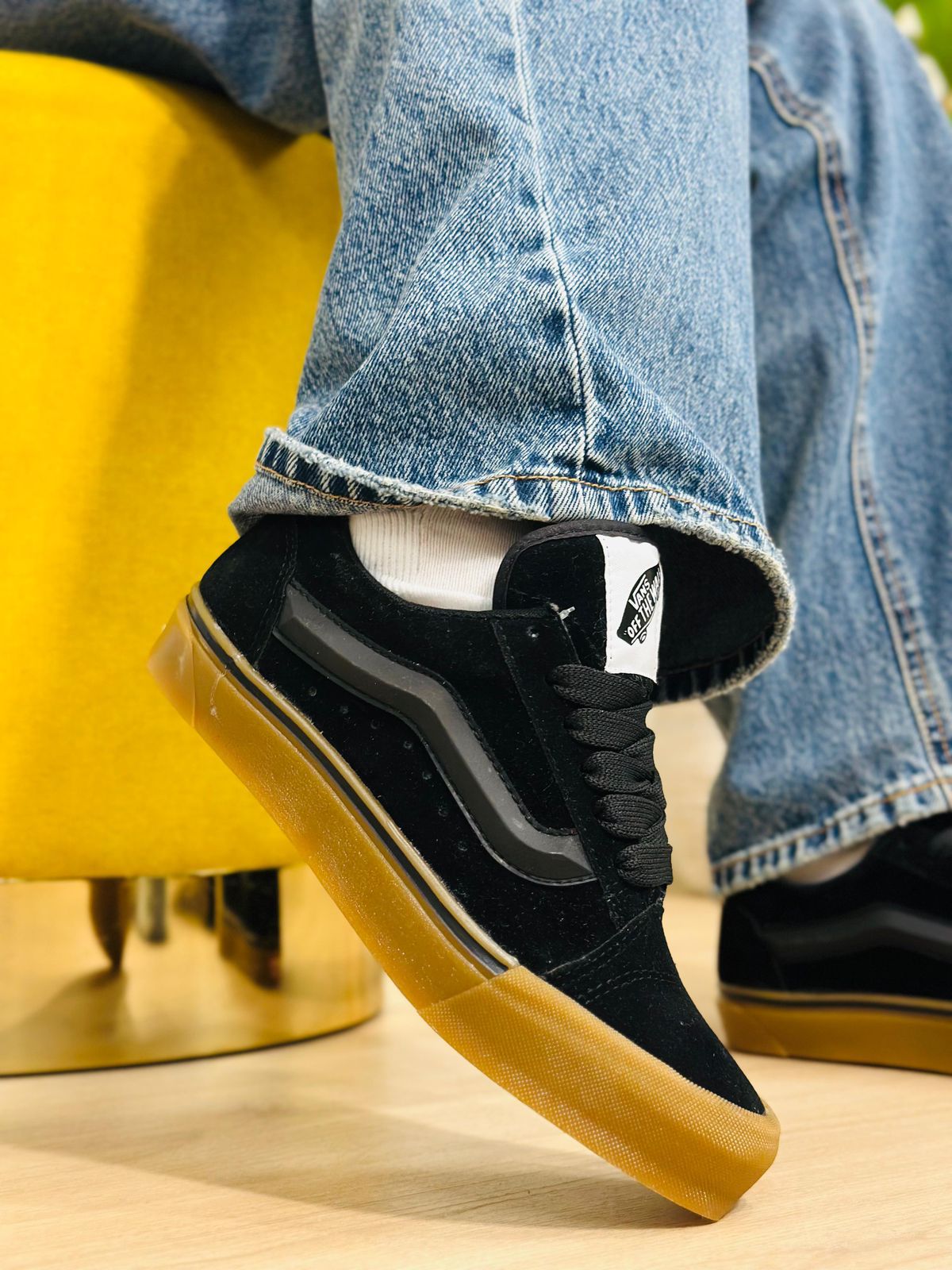 Vans oscuros unisex 3